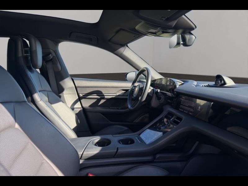 Image PORSCHE Taycan Cross Turismo 476ch 4