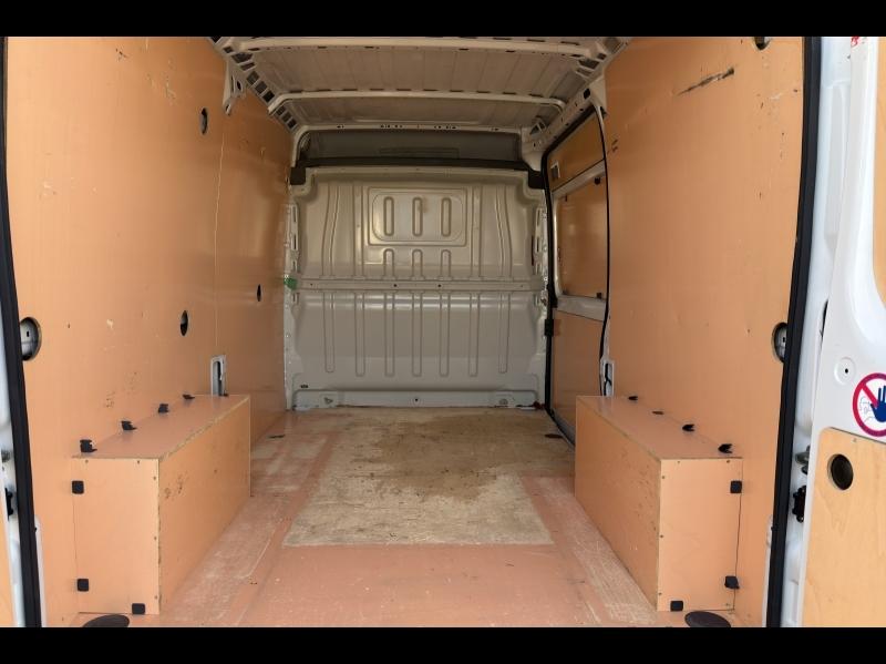 Image FIAT Ducato Fg 3.3 MH2 2.3 Multijet 150ch Pack Pro Nav