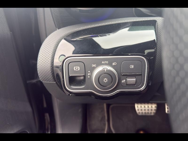 Image MERCEDES-BENZ Classe A 200 d 150ch AMG Line 8G-DCT