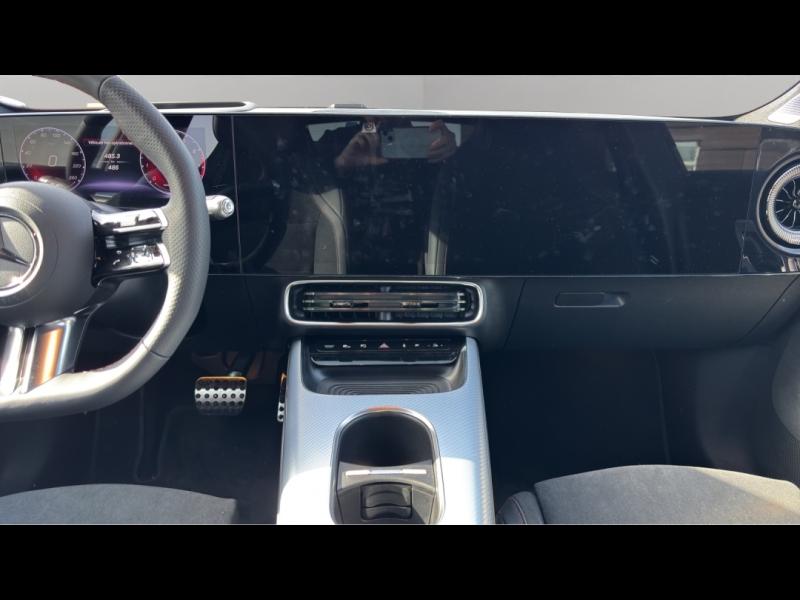 Image MERCEDES-BENZ CLA 200 183ch AMG Line 8G-eDCT