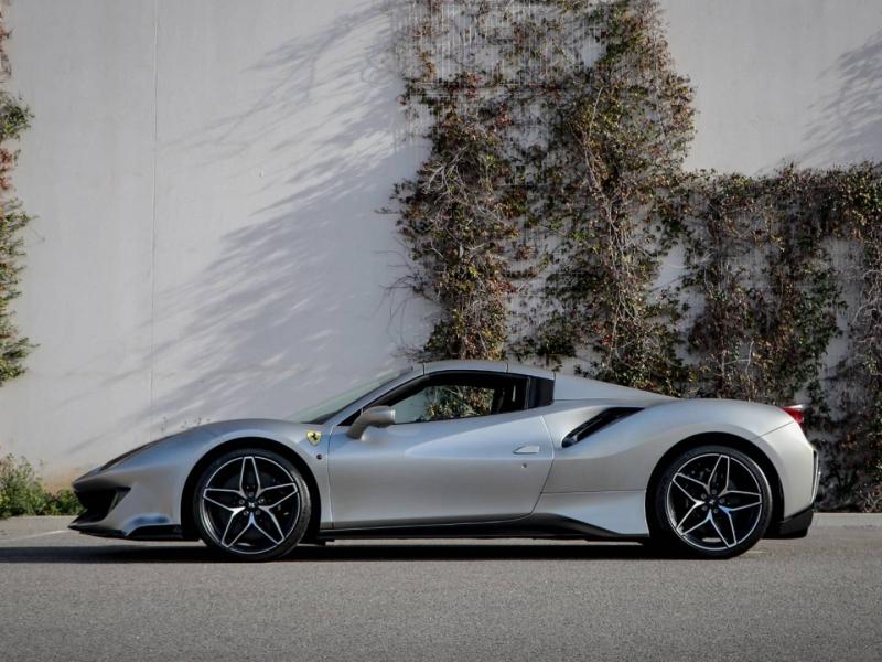 Image FERRARI 488 PISTA SPIDER CABRIOLET