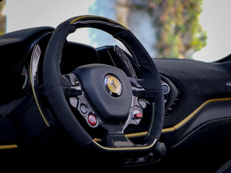Image FERRARI 488 PISTA SPIDER CABRIOLET