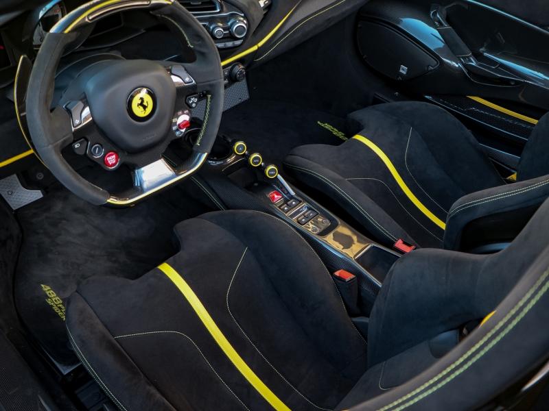 Image FERRARI 488 PISTA SPIDER CABRIOLET