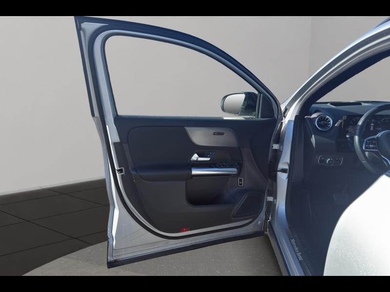 Image MERCEDES-BENZ GLA 200 d 150ch Progressive Line 8G-DCT