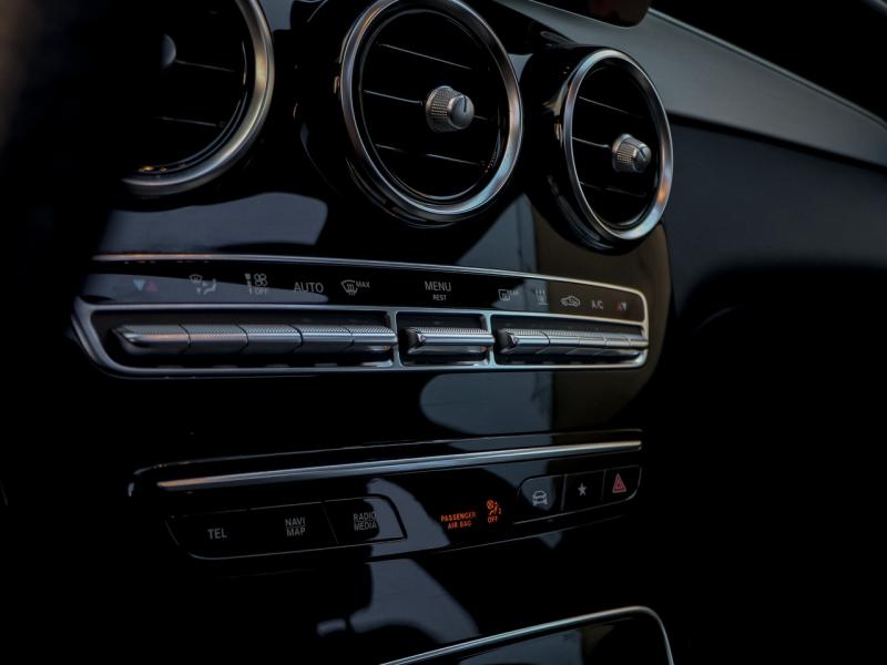 Image MERCEDES-BENZ GLC 300 de 194+122ch AMG Line 4Matic 9G-Tronic