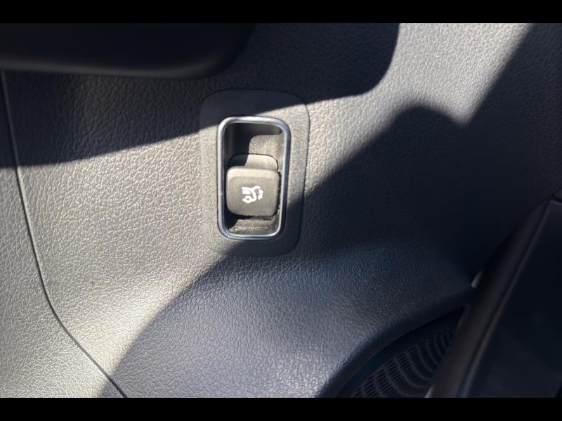 Image MERCEDES-BENZ GLA 200 d 150ch Progressive Line 8G-DCT