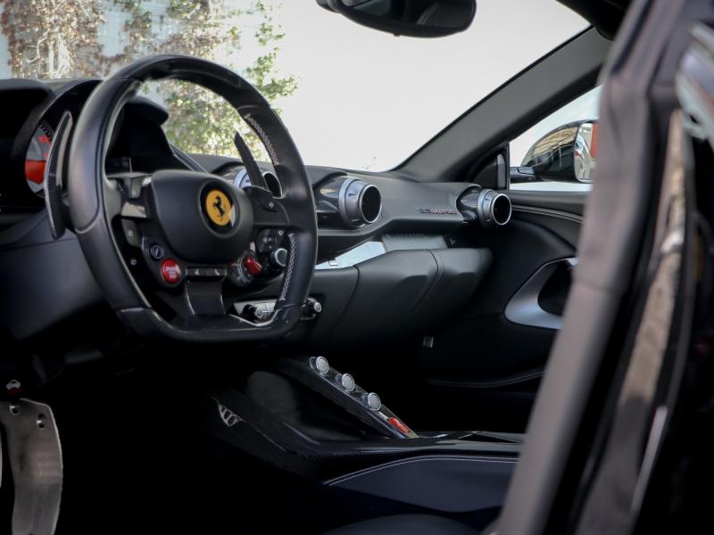 Image FERRARI 812 V12 6.5 800ch