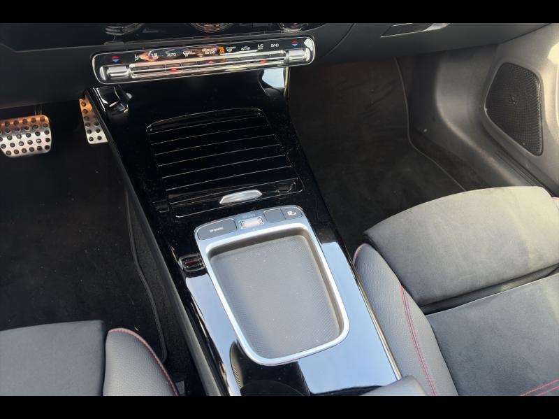 Image MERCEDES-BENZ CLA 200 d 150ch AMG Line 8G-DCT