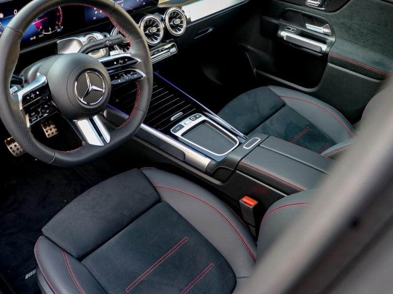 Image MERCEDES-BENZ GLB 200 d 150ch AMG Line 8G-DCT