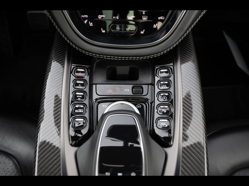 Image ASTON MARTIN DBX 4.0 V8 biturbo 550ch BVA9