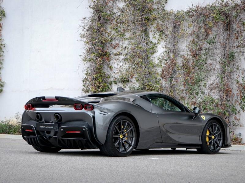 Image FERRARI SF90 STRADALE Coupé
