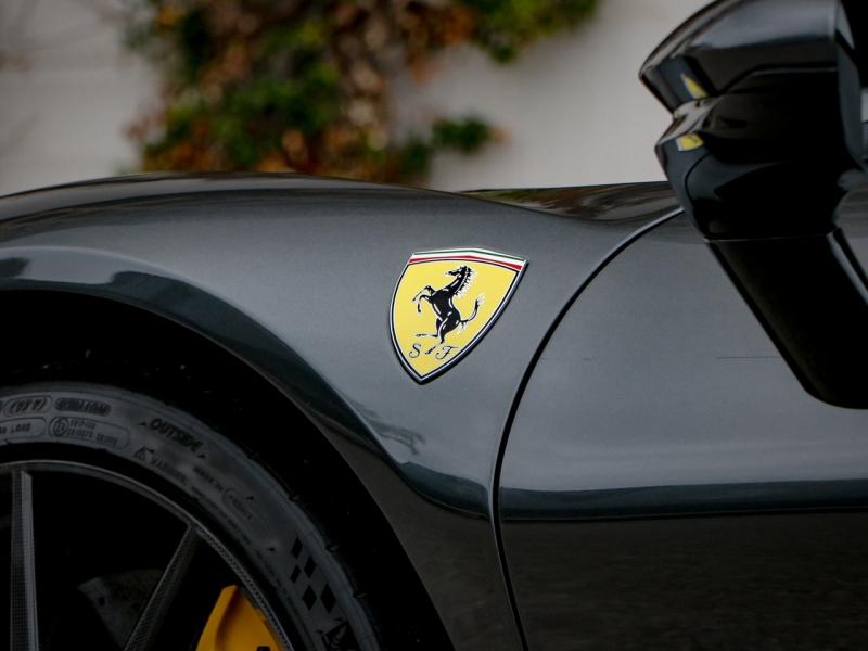 Image FERRARI SF90 STRADALE Coupé