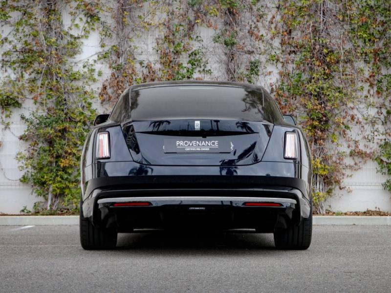 Image ROLLS-ROYCE SPECTRE Silver Badge