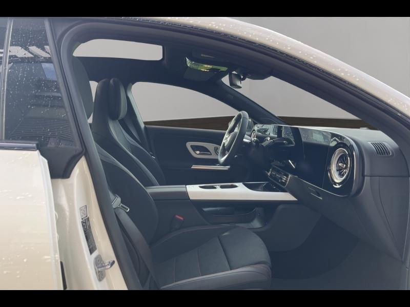 Image MERCEDES-BENZ Cla 200 AMG Line