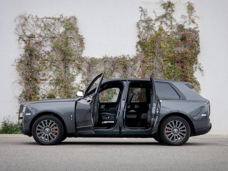 Image ROLLS-ROYCE Cullinan V12 6.75 Bi-Turbo 600ch Black Badge