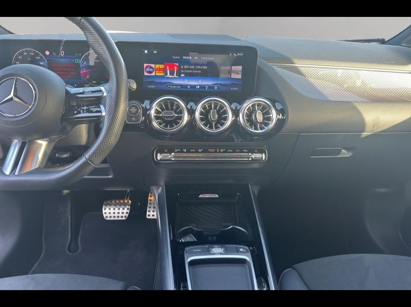 Image MERCEDES-BENZ GLA 200 163ch AMG Line 7G-DCT