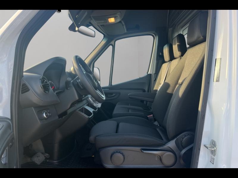 Image MERCEDES-BENZ Sprinter Fg 312 eSprinter 39 3T5 3 batteries