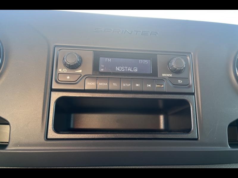 Image MERCEDES-BENZ Sprinter Fg 312 eSprinter 39 3T5 3 batteries