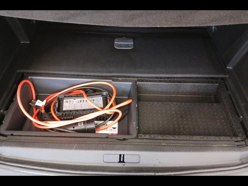 Image PEUGEOT 3008 HYBRID 225ch Roadtrip e-EAT8