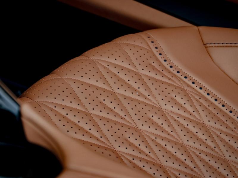 Image ASTON MARTIN DB12 Volante V8 4.0 680ch BVA8