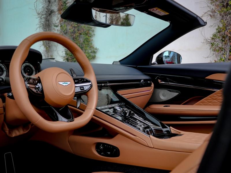 Image ASTON MARTIN DB12 Volante V8 4.0 680ch BVA8