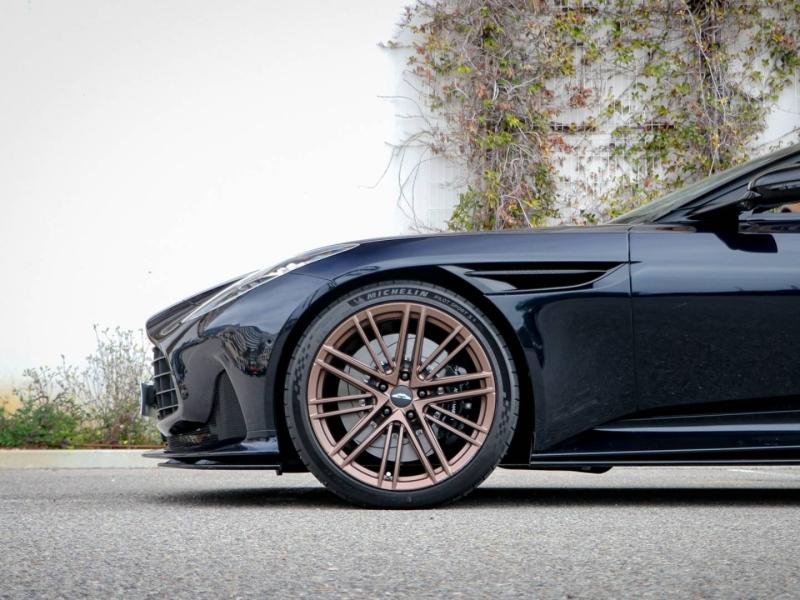 Image ASTON MARTIN DB12 Volante V8 4.0 680ch BVA8