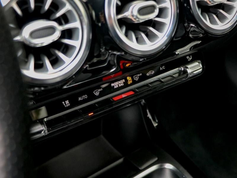 Image MERCEDES-BENZ Classe A 200 163ch AMG Line 7G-DCT