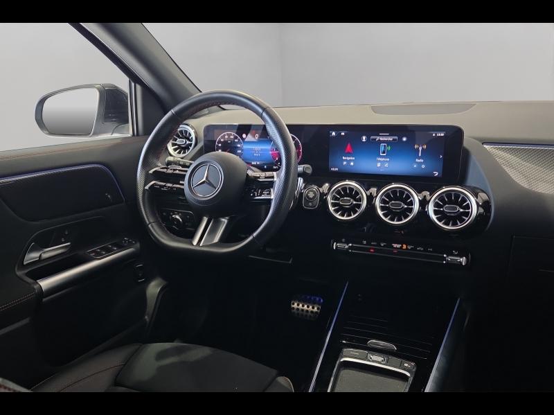 Image MERCEDES-BENZ GLA 200 d 150ch AMG Line 8G-DCT