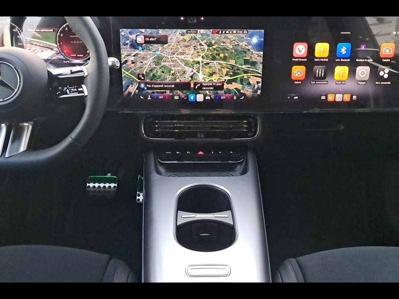 Image MERCEDES-BENZ CLA 200 183ch AMG Line 8G-eDCT