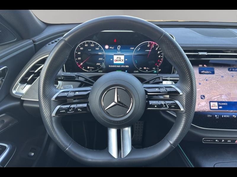 Image MERCEDES-BENZ Classe E 300 d e Hybrid EQ 197+129ch AMG Line 4Matic 9G-Tronic