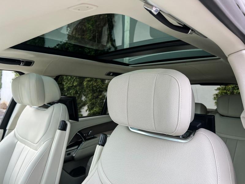 Image LAND-ROVER Range Rover 4.4 P530 530ch Autobiography LWB