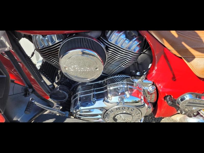 Image INDIAN Roadmaster 1811 Red 2015