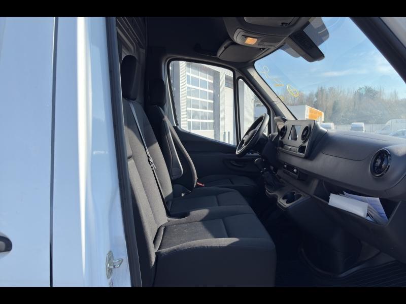 Image MERCEDES-BENZ Sprinter Fg 214 CDI 33 3T0 Pro Traction