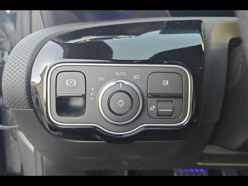 Image MERCEDES-BENZ Classe A 200 d 150ch AMG Line 8G-DCT