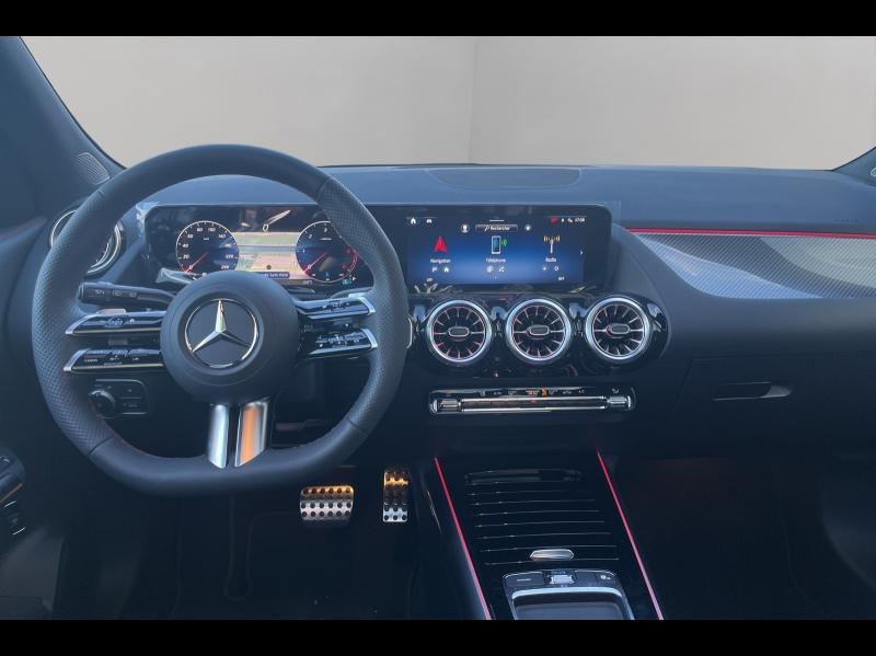 Image MERCEDES-BENZ GLA 200 d 150ch AMG Line 8G-DCT