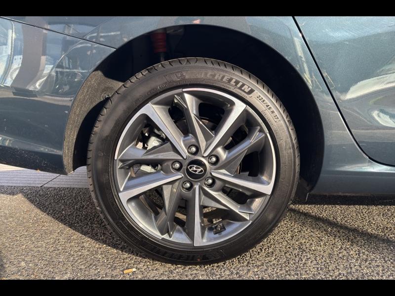 Image HYUNDAI i30 SW 1.0 T-GDi 120ch Hybrid 48V Creative DCT-7