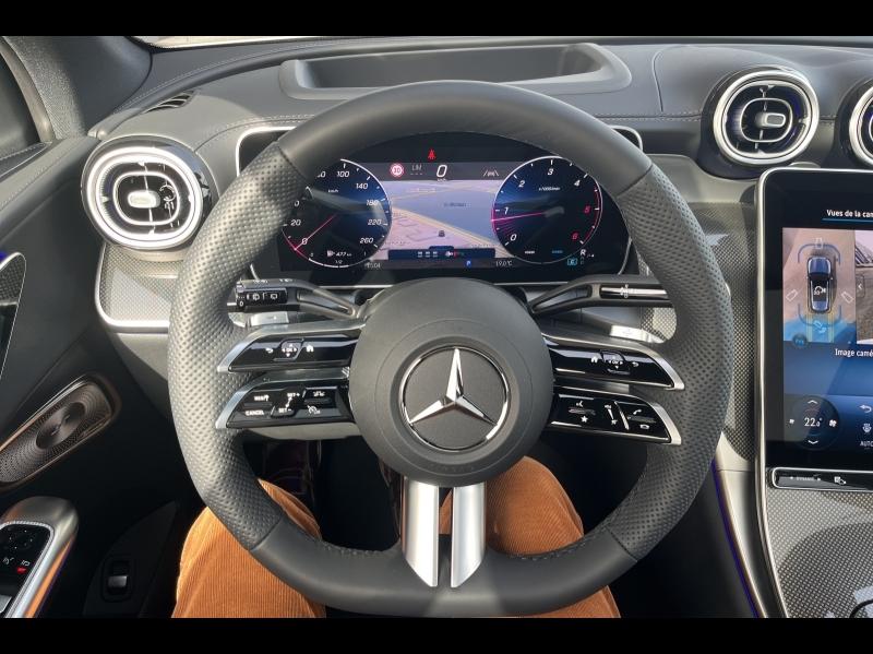 Image MERCEDES-BENZ GLC 220 d 197ch AMG Line 4Matic 9G-Tronic