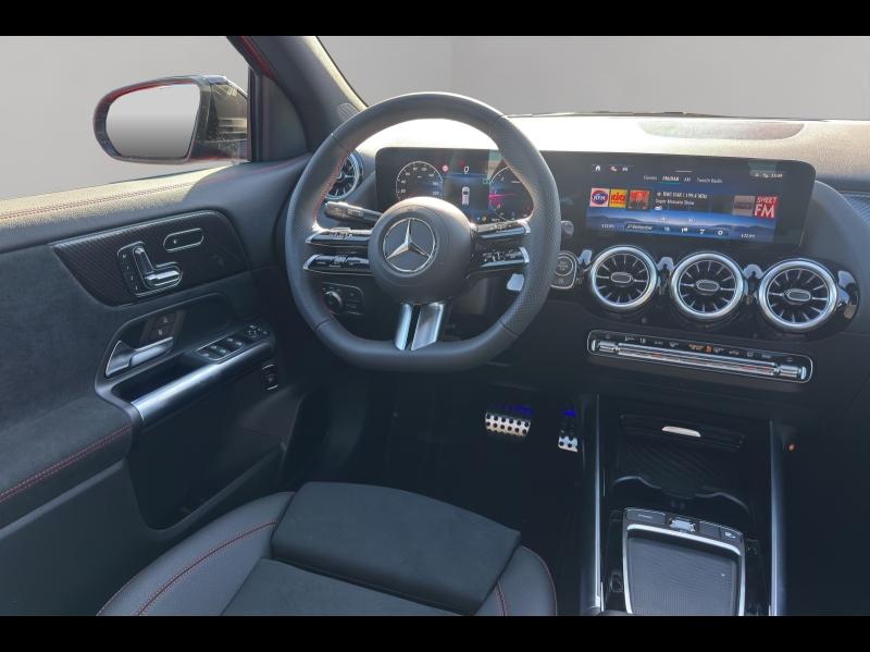 Image MERCEDES-BENZ GLA 180 d 116ch AMG Line 8G-DCT
