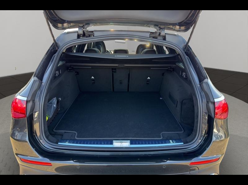 Image MERCEDES-BENZ Classe E Break 220 d 197+23ch AMG Line 9G-Tronic