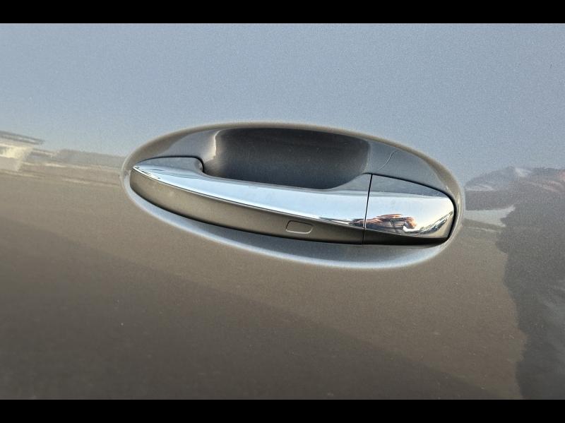 Image MERCEDES-BENZ GLA 200 d 150ch Progressive Line 8G-DCT