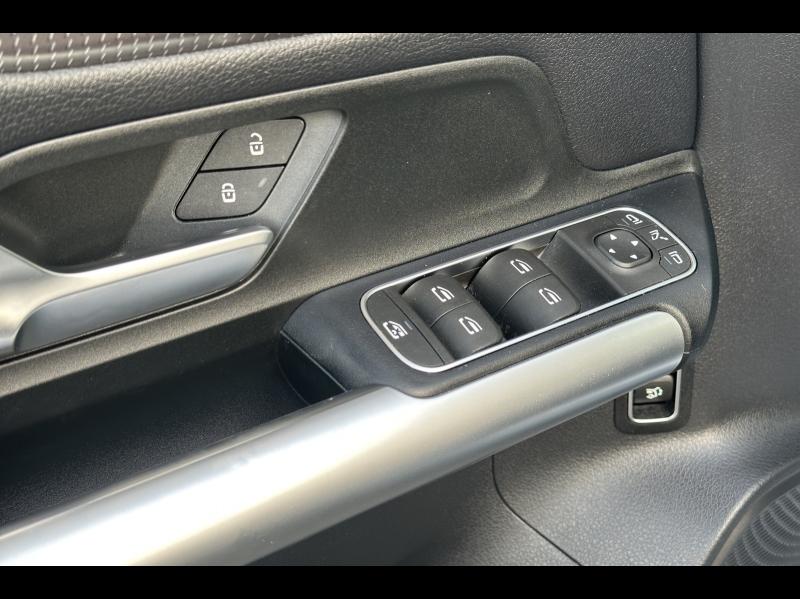 Image MERCEDES-BENZ GLA 200 d 150ch Progressive Line 8G-DCT