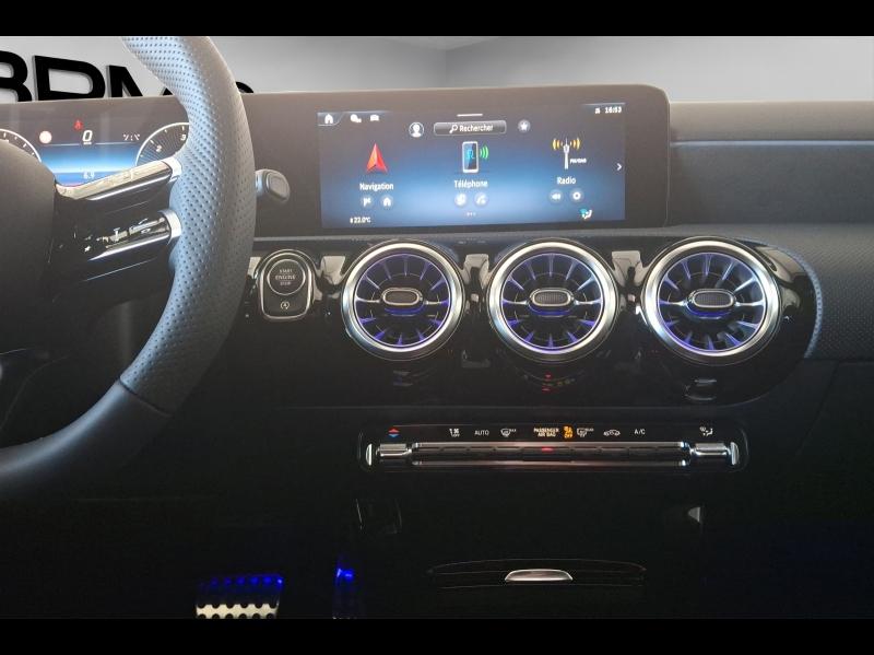 Image MERCEDES-BENZ Classe A 180 d 116ch AMG Line 8G-DCT