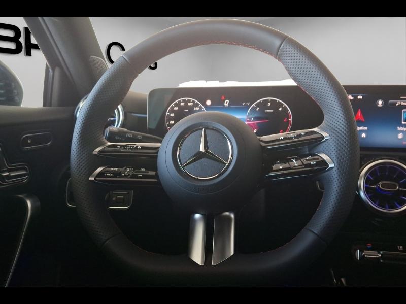 Image MERCEDES-BENZ Classe A 180 d 116ch AMG Line 8G-DCT