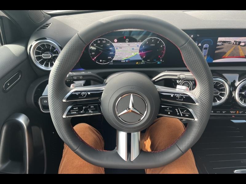 Image MERCEDES-BENZ Classe A 180 136ch AMG Line 7G-DCT