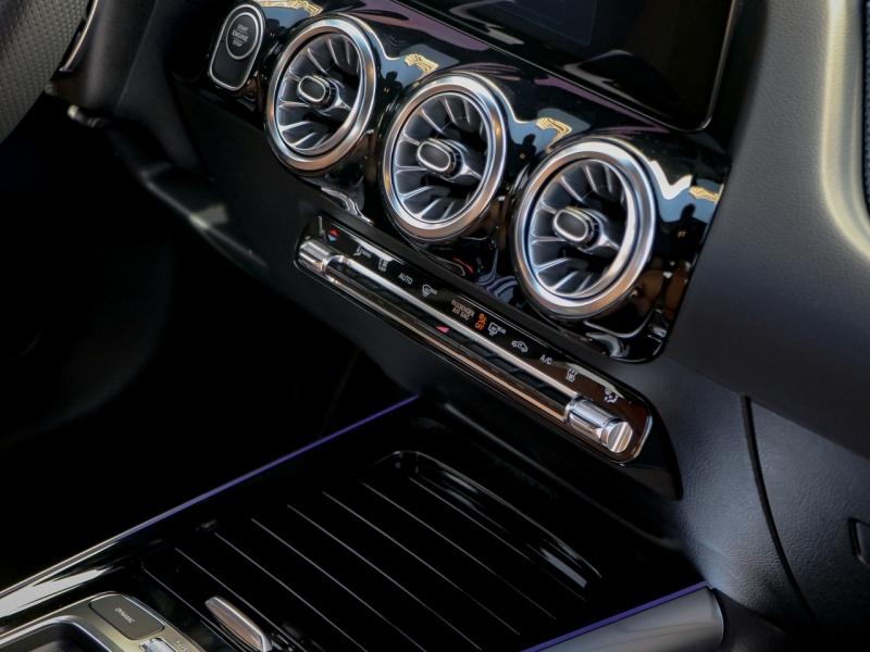 Image MERCEDES-BENZ GLA 250 e Hybrid EQ 218ch AMG Line 8G-DCT