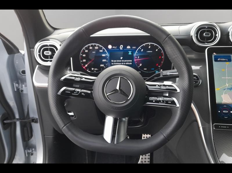 Image MERCEDES-BENZ GLC 220 d 197ch AMG Line 4Matic 9G-Tronic