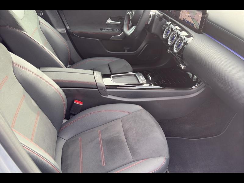Image MERCEDES-BENZ Classe A 180 d 116ch AMG Line 8G-DCT