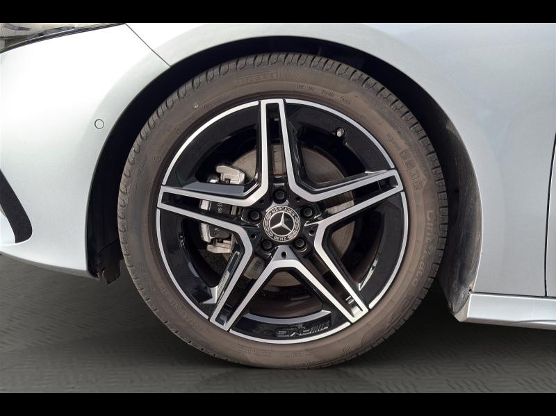 Image MERCEDES-BENZ Classe A 180 d 116ch AMG Line 8G-DCT