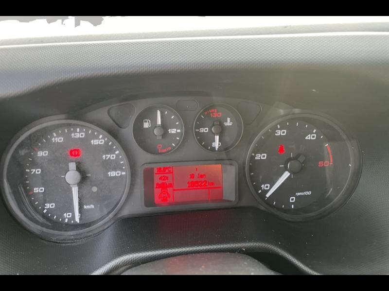 Image IVECO Daily CCb 35C16H3.0 empattement 3750 Tor PLATEAU RIDELLES