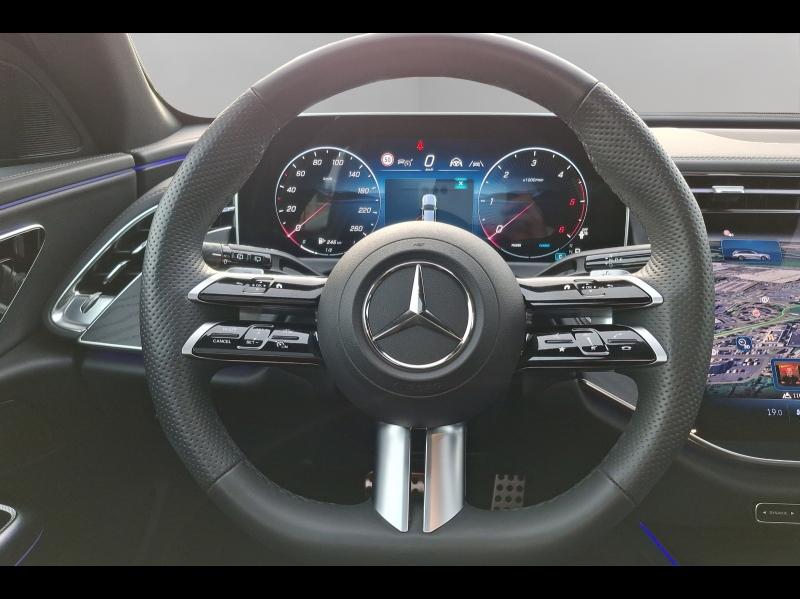 Image MERCEDES-BENZ Classe E Break 220 d 197+23ch AMG Line 9G-Tronic